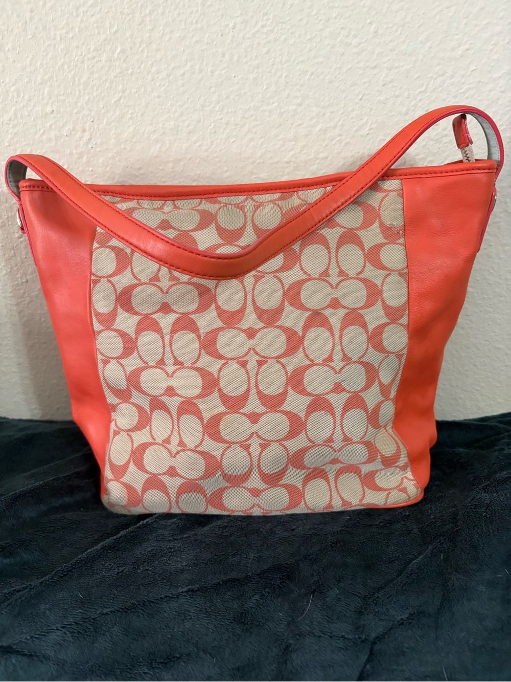 Beautiful Coach Coral Signature Canvas and Leather Hobo Bag